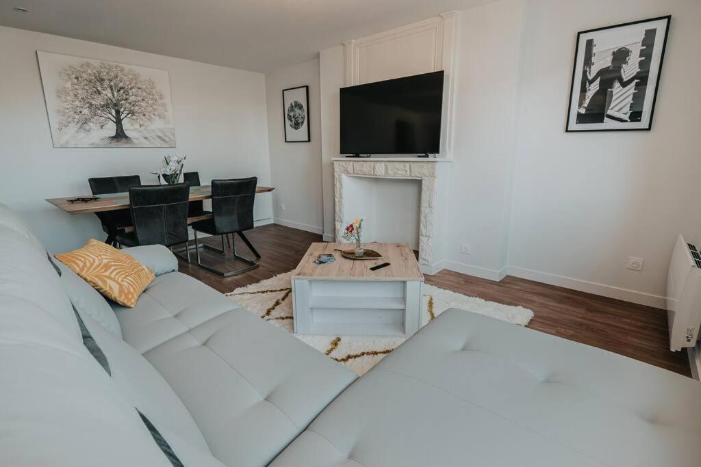 Appartement T3 Hyper Centre Saumur Exterior photo